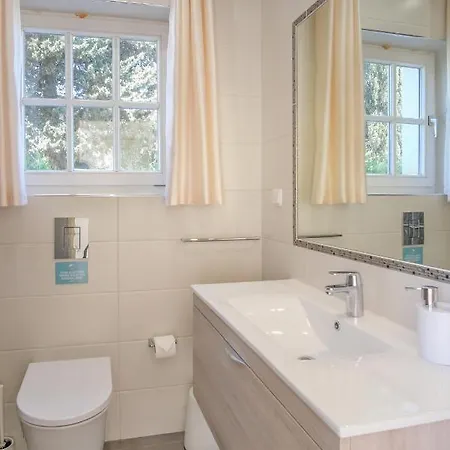 וילה Cristo Tres לאגוּ‏ש